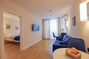 Lovely 1BR apartment with balcony by the Black sea beach